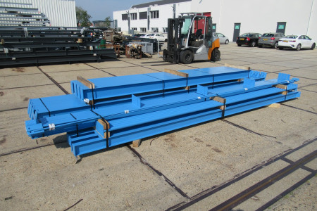 12.00 x 25.00m (300m²)
