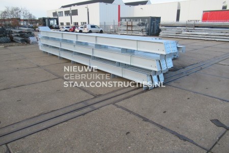 16.00 x 40.00m (640m²) verzinkt